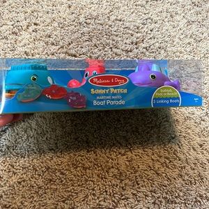 BNWT Melissa & Doug Sunny Patch Maritime Mates Boat Parade Set w/3 linking boats